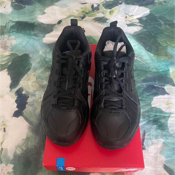 New balance 608 women 7.5 wide - Picture 3 of 5